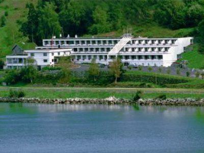 Olden Fjordhotel Zewnętrze zdjęcie